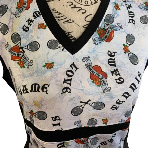 dTL tennis blouse women’s size medium - Picture 5 of 10